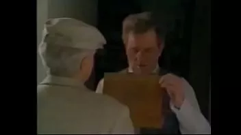 Redare Bătrân murdar invizibil (clip complet)