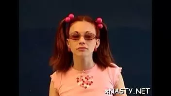 play Amo andar de pau por uma adorável ruiva de mente suja, querida anissa