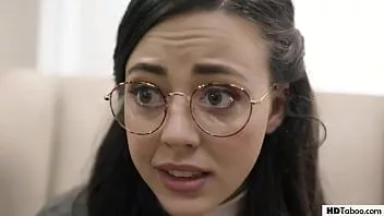 Riproduci Patetico assistente sociale si scopa la ragazza problematica - Whitney Wright