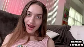 play Hj adolescente amoroso com seios médios masturba pov galo e fala nojento