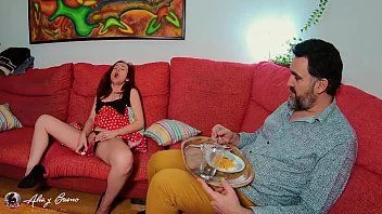 Play Breakup of couple for not buying toilet paper after 10 days of confinement of coronavirus