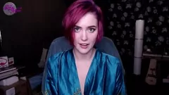 Reproduzir JOI russo sensual com tatuagens e bunda grande