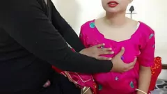 Oynat Hintli Öğretmenin Açık Dersi: Yakın Un-Boobs, Pussy ve Hardcore Lanet