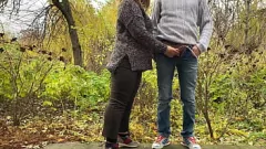 Oynat BBW MILF Elena, Aleksandr'ın Dick Outdoor'tan yeterince alamıyor