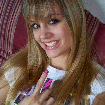 قناة Lilly Luck